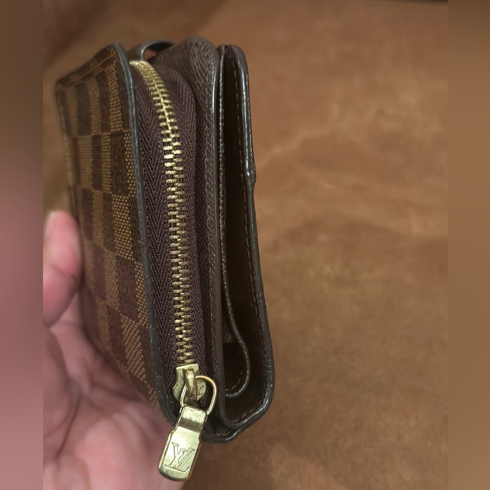 Louis Vuitton Damier Ebene Pattern Coated Canvas Compact Wallet - Picture 13 of 16